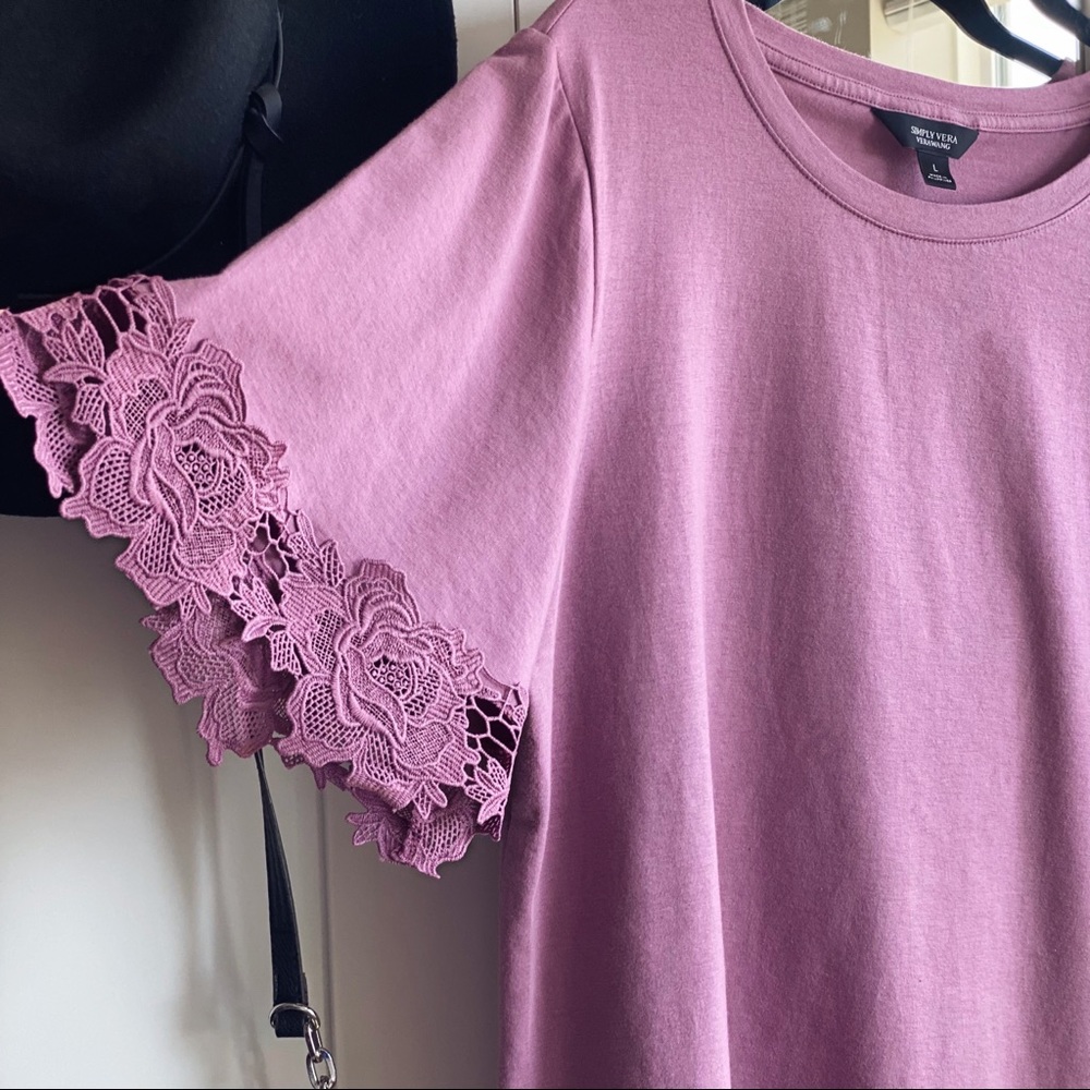 NWOT • SIMPLY VERA • Vera Wang Purple Laced Top